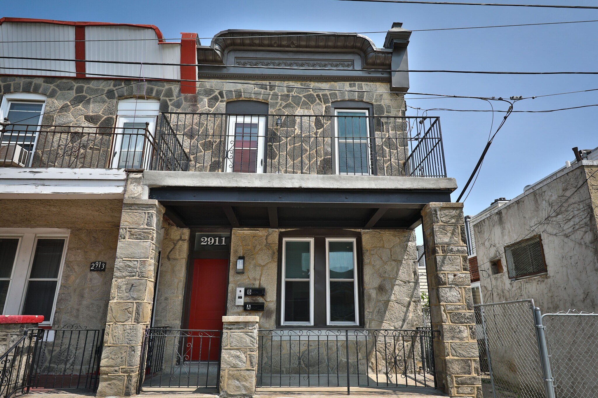 Building Photo - 2911 W Clearfield St