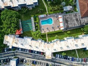 Building Photo - 7897 Golf Cir Dr