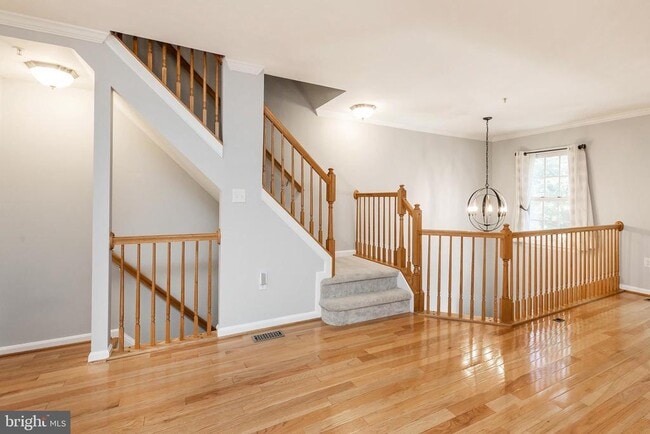 Building Photo - 205 Ridgepoint Pl