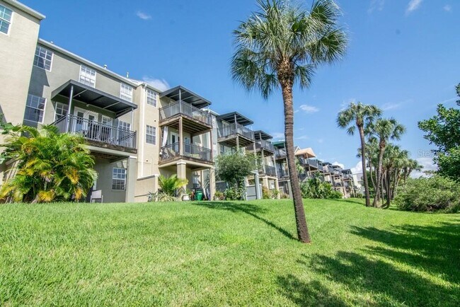 Building Photo - 1426 Harbour Walk Rd