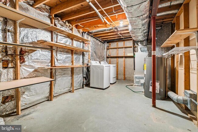 Building Photo - 4600 Brentleigh Ct