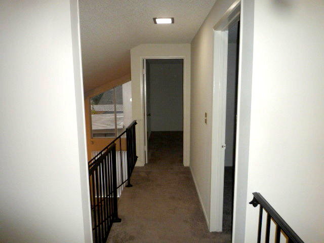 Building Photo - 7882 Comstock Cir