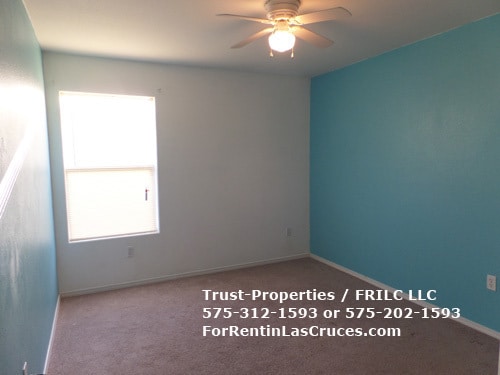 Building Photo - Spacious 4/2 close to WSMR and NASA