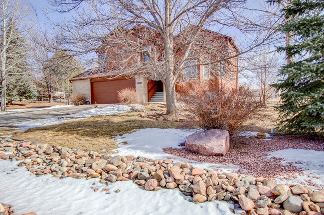 Building Photo - Spacious 4BR Home in Gleneagle!!!