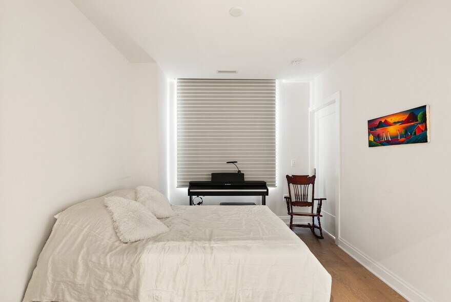 Building Photo - 1427 Rhode Island Ave NW