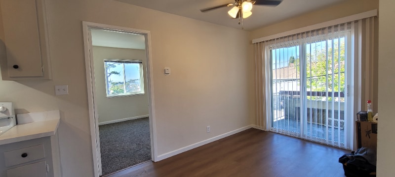 Building Photo - 1830 10th Ave