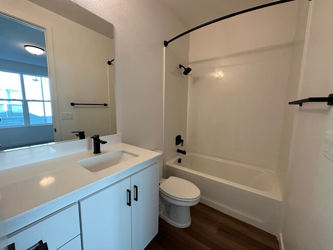 Building Photo - Newer Construction - Multi-Level Home with...
