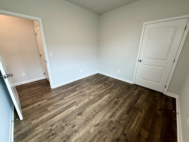 Building Photo - New Legacy Farms Home | Resort-Style Amenities!