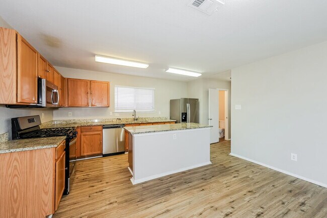 Building Photo - 2133 Pecan Creek Dr