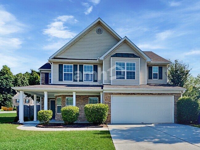 Primary Photo - 2622 Lance Ridge Way NE