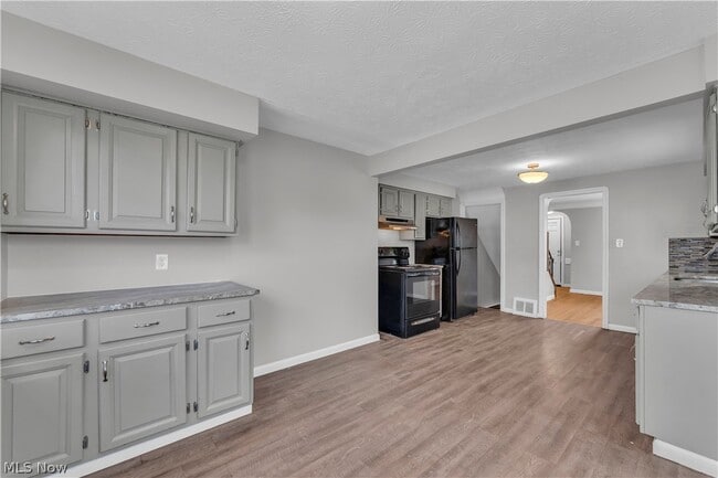 Building Photo - 19702 Pawnee Ave