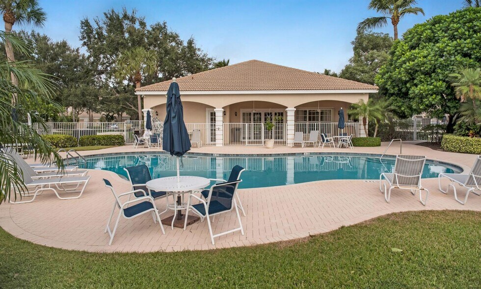 Building Photo - 4799 Palmbrooke Cir