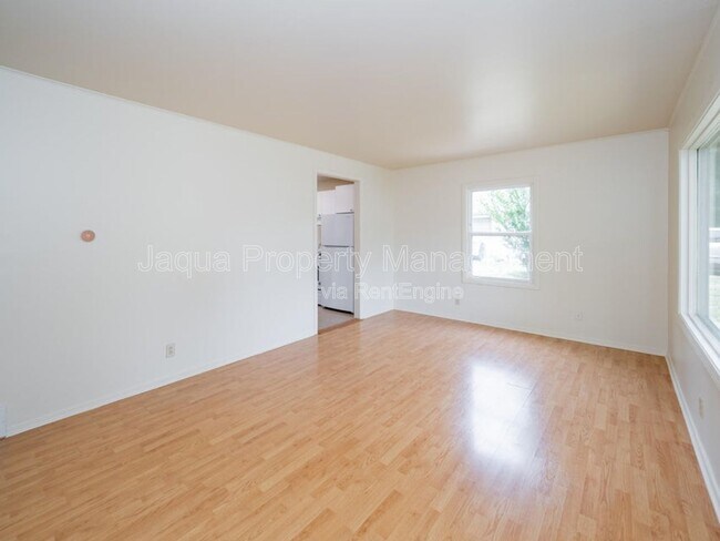 Building Photo - 1928 Eckener Dr