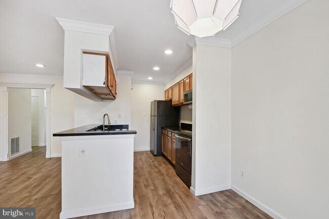 Building Photo - 11715 Olde English Dr