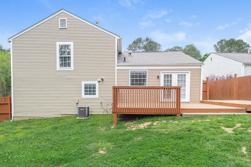 Building Photo - 10165 Rillridge Ct