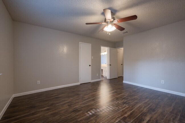 Building Photo - Charming 3-Bedroom, 2-Bath Home in Anderson Mill – Prime Northwest Austin Location!