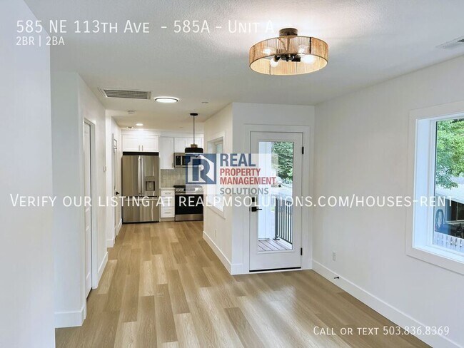 Building Photo - 585 NE 113th Ave