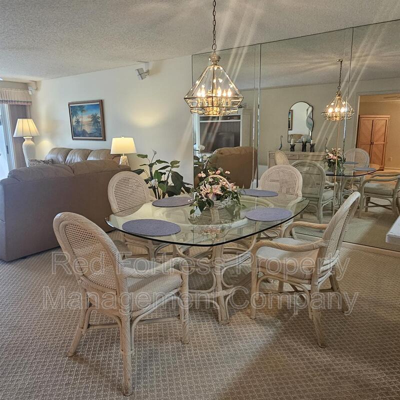 Building Photo - 6700 Dennis Cir