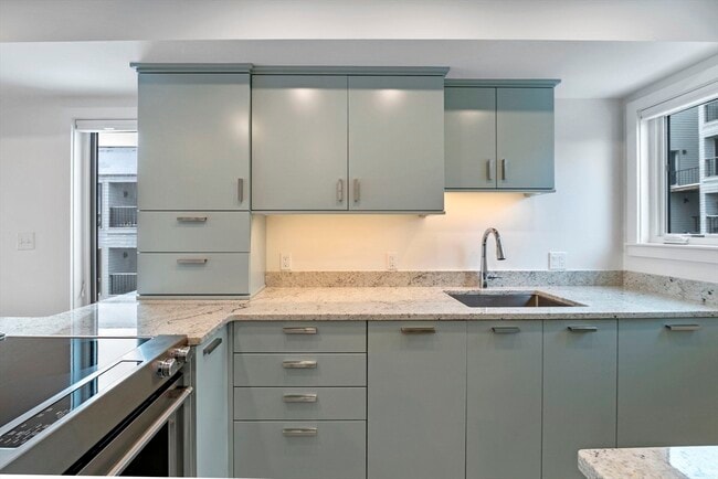 Building Photo - 34 Constitution Way