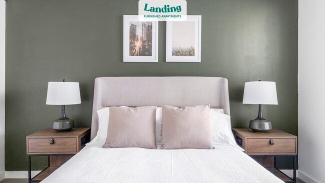 Building Photo - 2021 Sullivan Ln