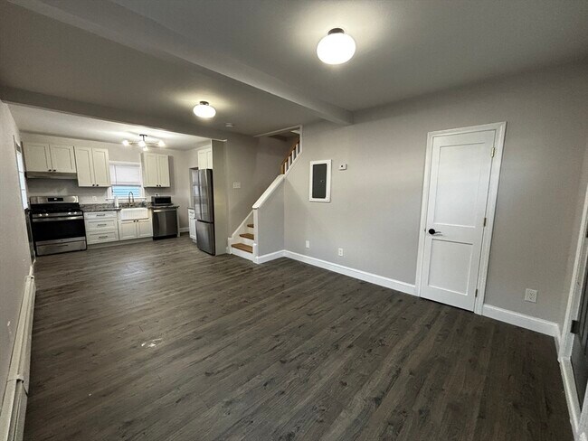 Building Photo - 546 Nantasket Ave