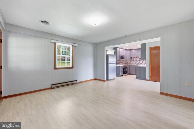 Building Photo - 4015 Jefferson Pike
