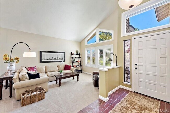 Building Photo - 28371 La Falda