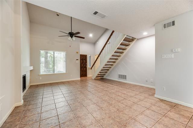 Building Photo - 511 Ranch Trail