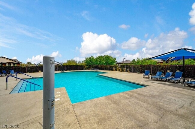 Building Photo - 10679 Country Knoll Way