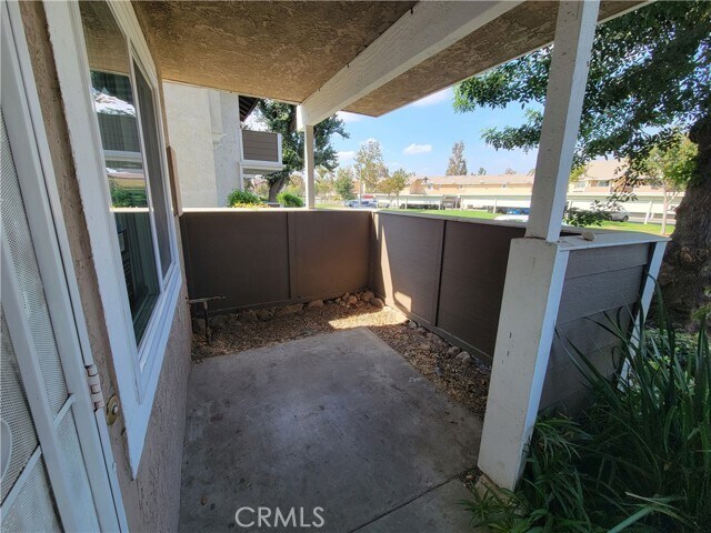 Building Photo - 3640 Oak Creek Dr