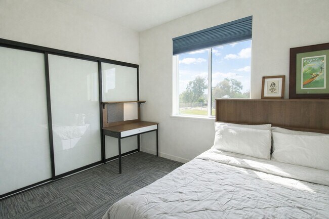 Building Photo - Modern 3-Bedroom, 2-Bathroom Apartment on Murray in San Luis Obispo