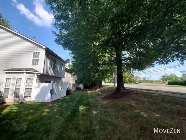Building Photo - 8955 Gerren Ct