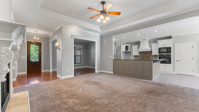 Building Photo - 204 Tunbridge Dr