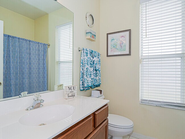 Building Photo - 7916 105th Ct