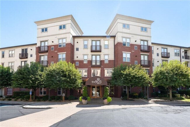 Building Photo - ****903 Providence Place – Luxury Living in the Heart of Providence - $2,195**