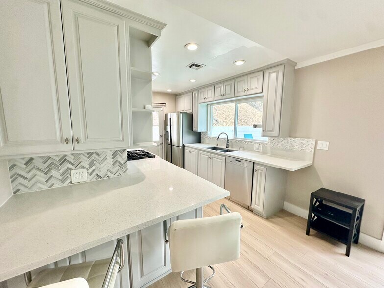 Building Photo - 4523 Grimes Pl