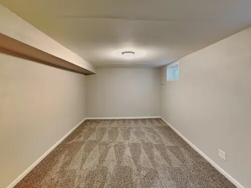 Building Photo - 9152 Meade St