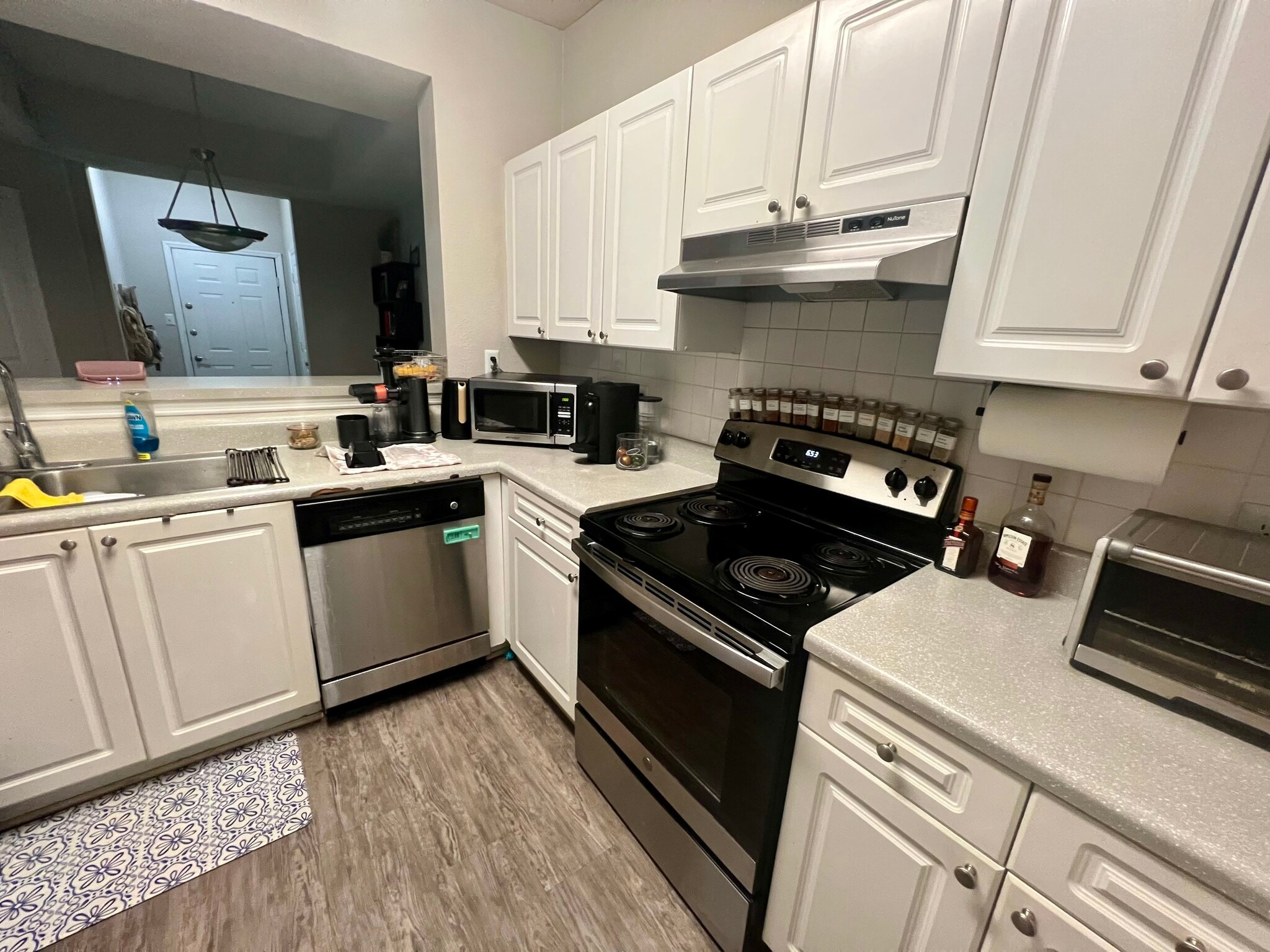 Building Photo - 6132 Lenox Park Cir NE