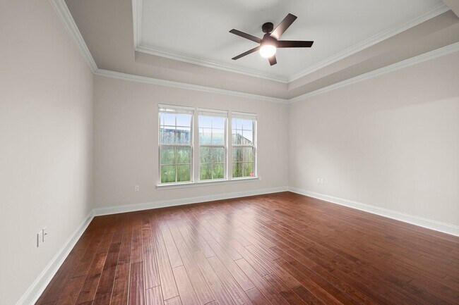Building Photo - 14835 Pendleton Way