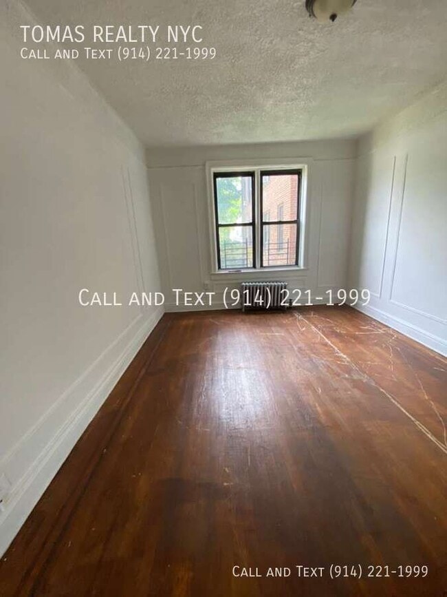 Building Photo - 1179 Yonkers Ave