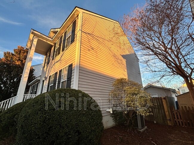 Building Photo - 148 Danesway Dr