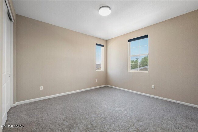 Building Photo - 2228 Butte Creek Dr