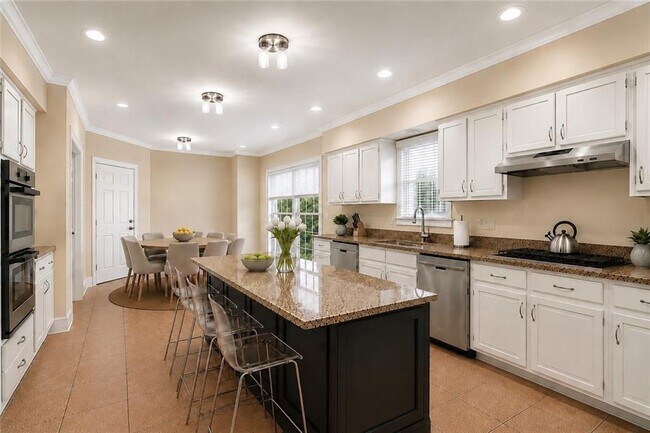 Building Photo - 3795 Ashford Trail NE