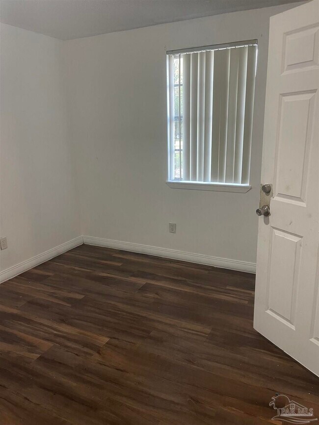 Building Photo - 205 Marine Dr