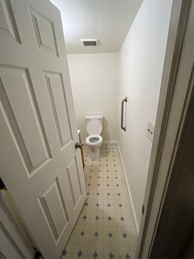 Building Photo - 4485 1st St