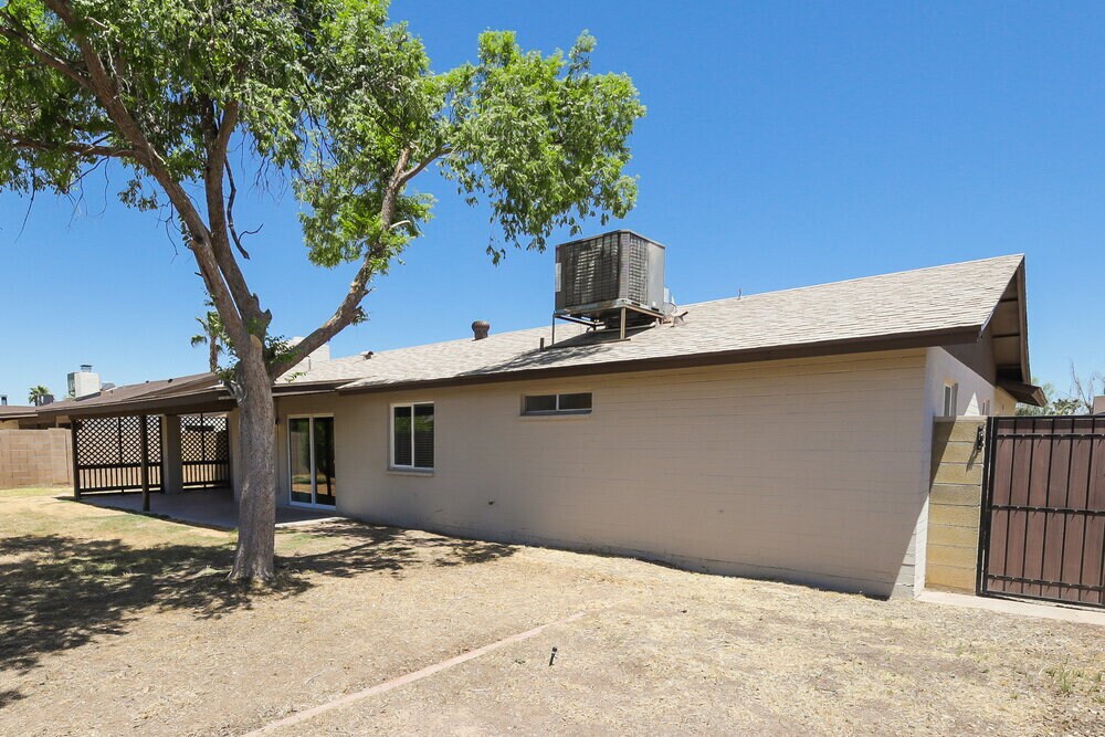Building Photo - 16444 N 46th Ln