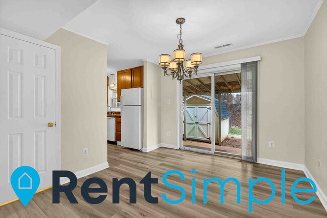 Building Photo - 1808 Soho Ct