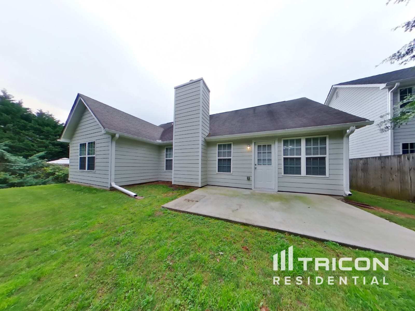 Building Photo - 247 Augusta Woods Dr