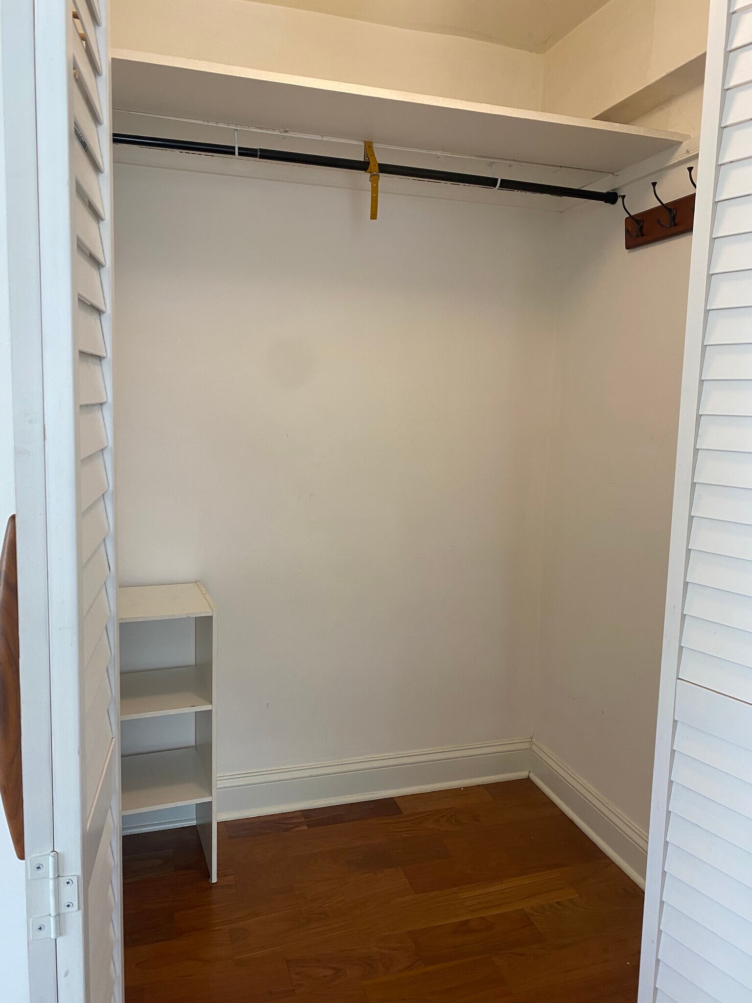 Building Photo - 3065 Sedgwick Ave