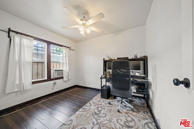 Building Photo - 5732 6th Ave